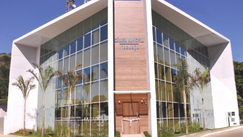 Fachada da Câmara Municipal de Itaguaçu